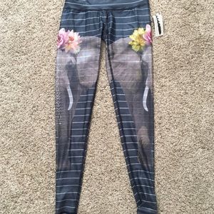 Teeki leggings